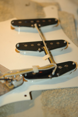 Gebarsten Fender Stratocaster slagplaat